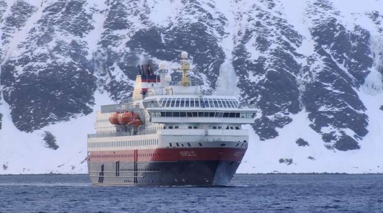 Il postale Hurtigruten